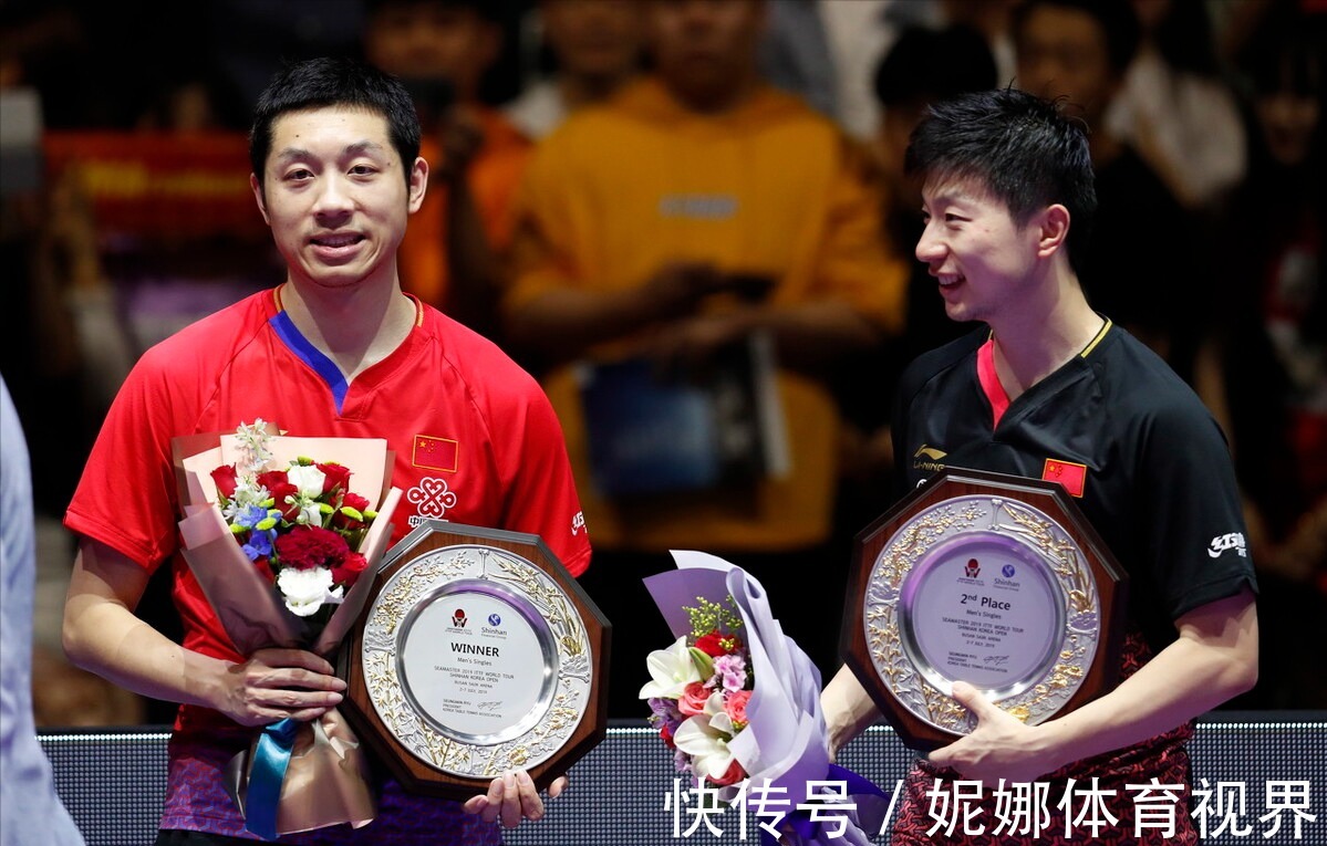 它把篮球比 它把篮球比