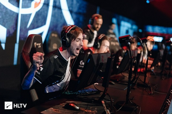 其次是位置 其次是位置