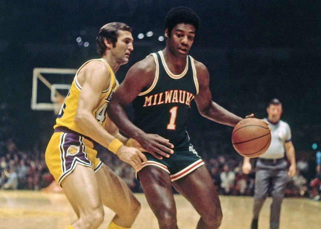 定期进行近 定期进行近