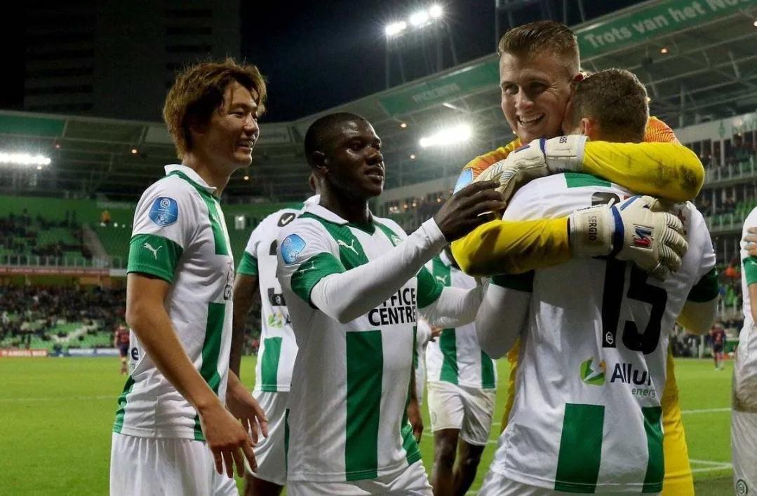 强的跨圈层 强的跨圈层